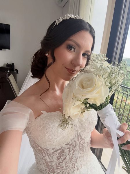 Novia real de Neufeld Novias